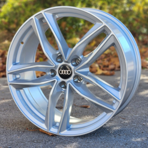 17X7.5 5X112 ET40 66.5 SILVER RS_BK690